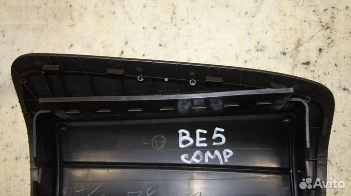 Накладка подушки безопасности пассажира BE5-2002г