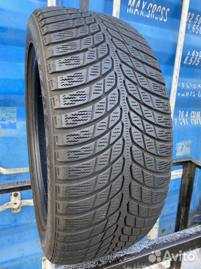 Bridgestone Blizzak LM-32 225/50 R17 98H