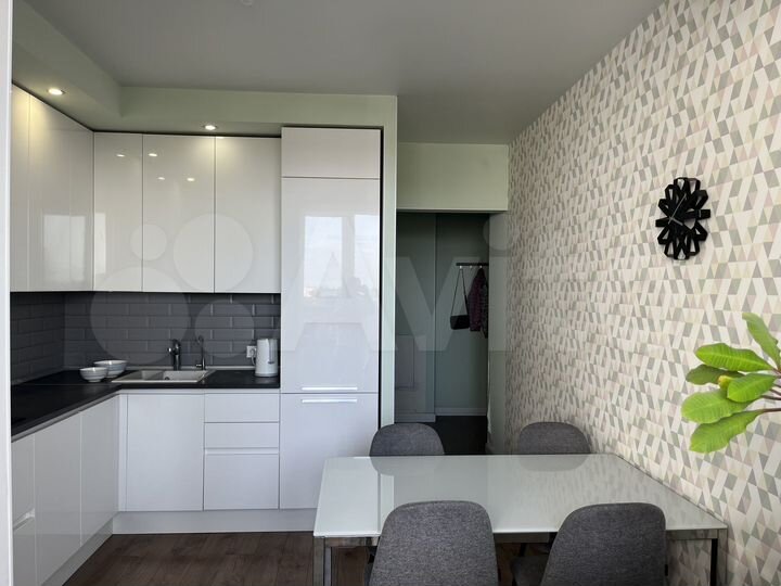 1-к. квартира, 53,6 м², 20/24 эт.