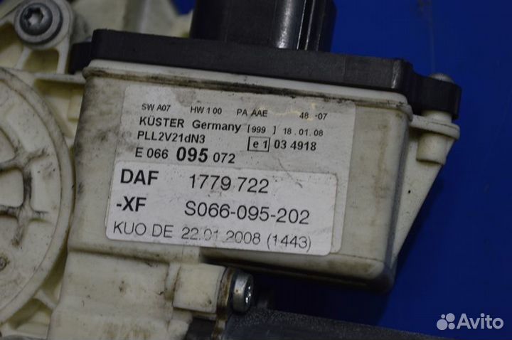 Стеклоподъёмник комплектный, правый DAF XF105 (01