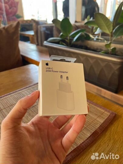 Быстрая зарядка для iPhone 20w (+кабель)