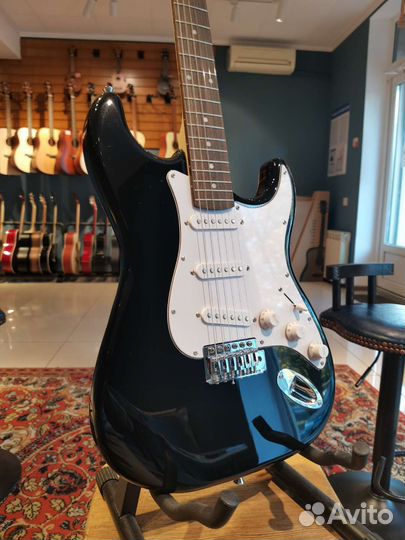 Электрогитара новая