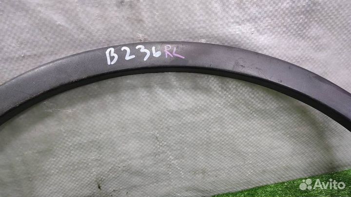 Молдинг крыла заднего левого Subaru Tribeca WX 20