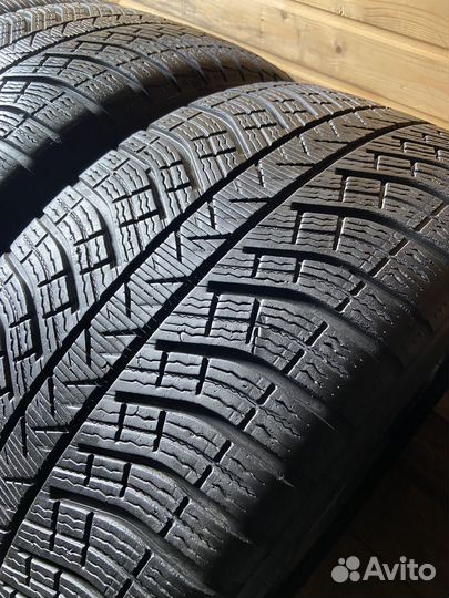 Michelin Pilot Alpin 5 SUV 275/40 R21 и 305/35 R21 V