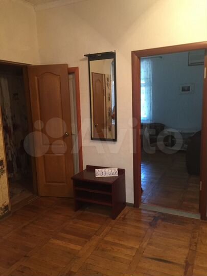 3-к. квартира, 71 м², 1/3 эт.