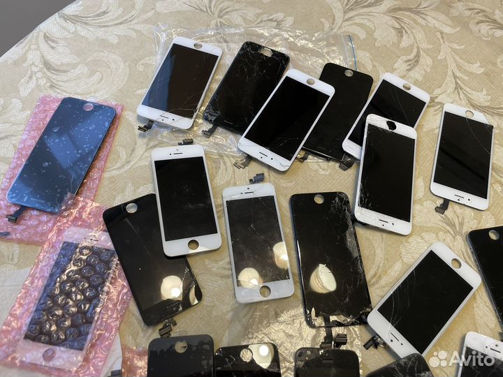 Битые дисплеи iPhone 5, 5s, запчасти