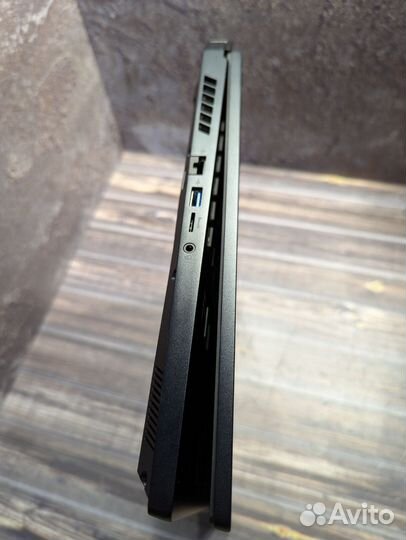 Acer predator helios 18, 14900hx, 4080, 32gb, 1tb