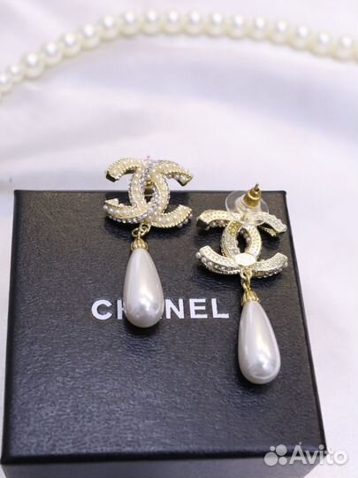 Серьги Chanel