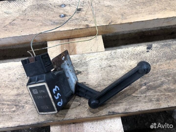 Датчик высоты дорожного просвета задний Bmw X5 E53