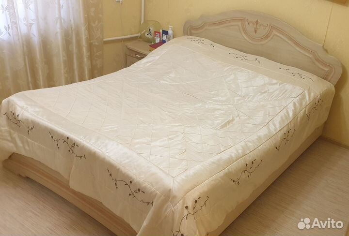 Спальный гарнитуры бу