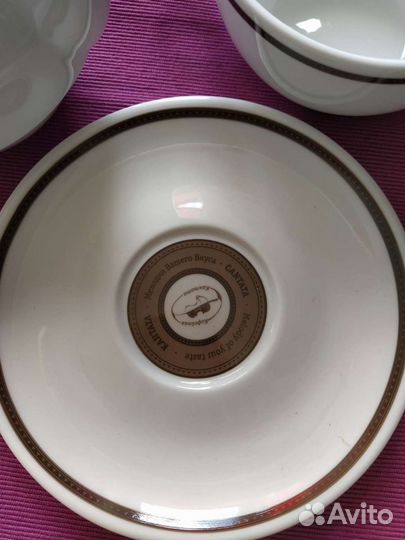 Набор столовой посуды новый