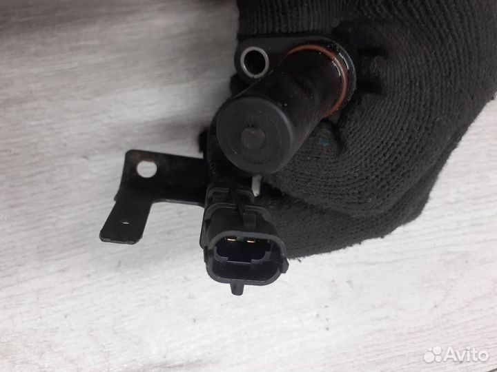 Датчик положения коленвала Hyundai-Kia
