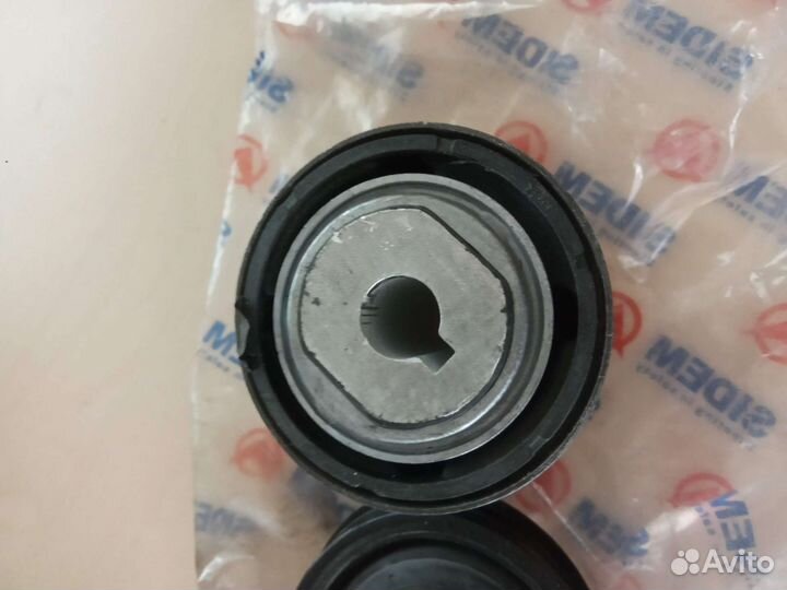 Сайлентблок переднего рычага Сааб 900