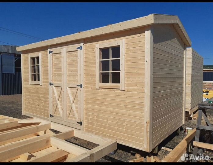 Бытовка и хозблок с удобной планировкой