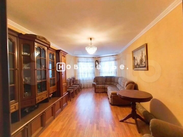 4-к. квартира, 115 м², 6/9 эт.