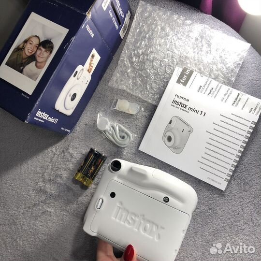 Fujifilm instax mini 11 белый