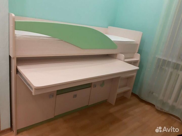 Детская кровать Корвет с бортиками б/у