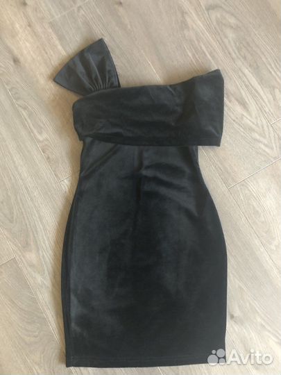 Бархатное платье