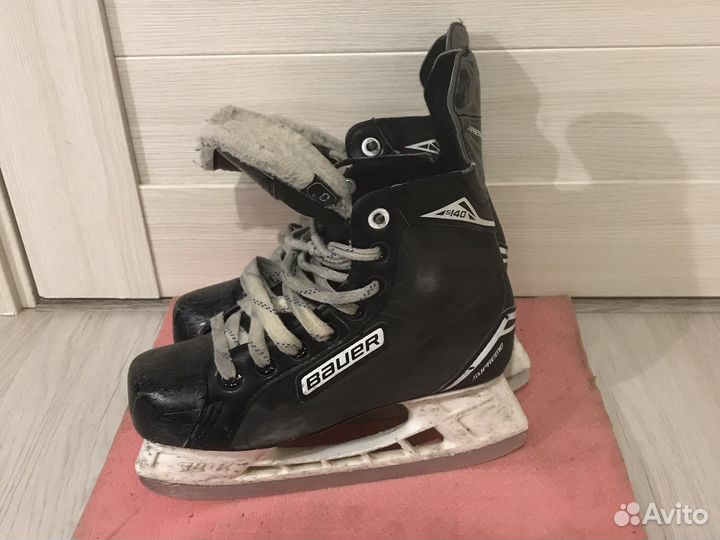 Хоккейные коньки bauer supreme s140