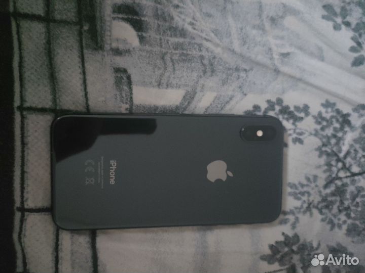 iPhone X, 64 ГБ