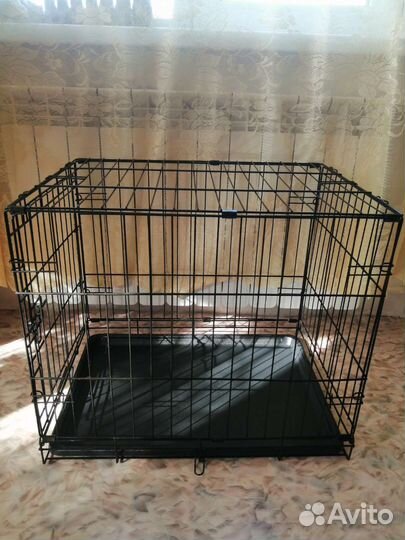 Клетка для собак(новая) +ещё 2 клетки и лотки