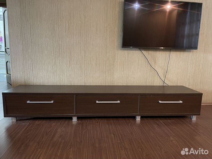 Тумба под тв