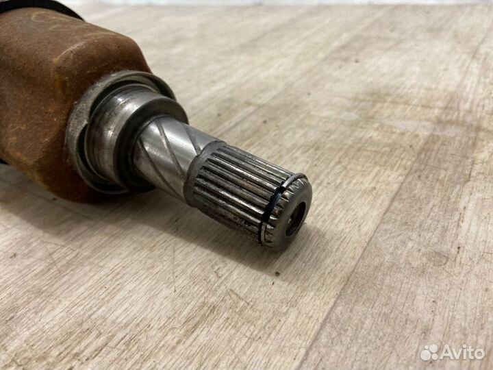 Привод передний левый Nissan Note E11 (1.4) CR14DE