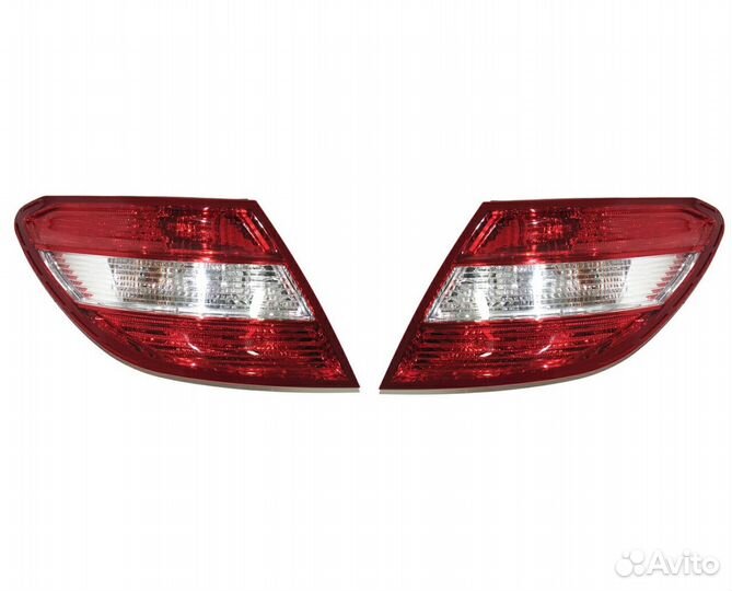 Фонарь задний Mercedes С-Class W204 2006-2010