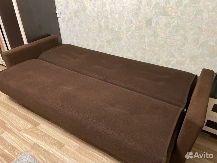 Диван раскладной б/у