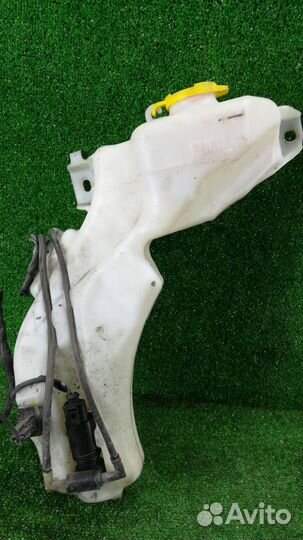 Бачок омывателя Dodge Journey