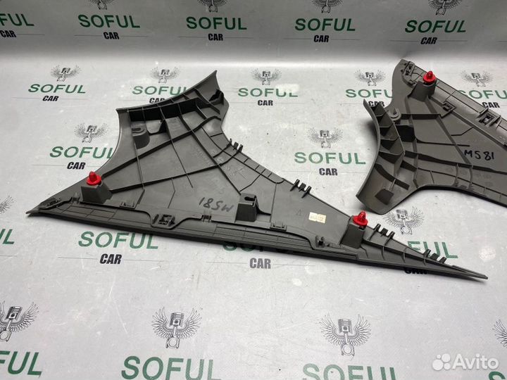 Обшивка стойки задняя Honda Civic 8 4D