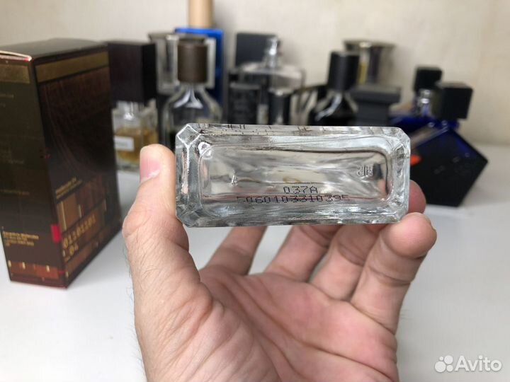 Molecule 04 Escentric Molecules