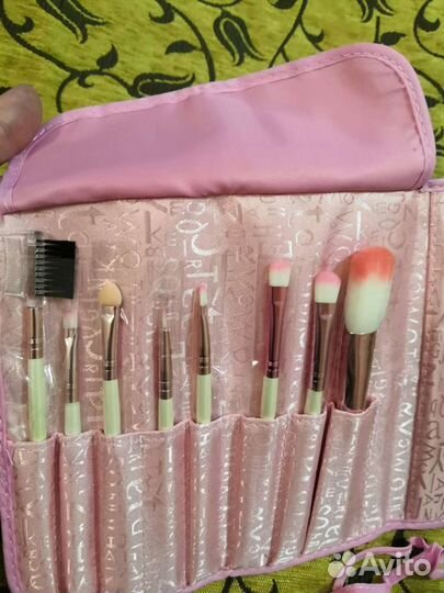 Набор кистей для макияжа