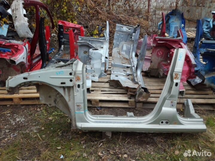 Боковина кузова левая Renault Logan 1 1.6 K7M 2011