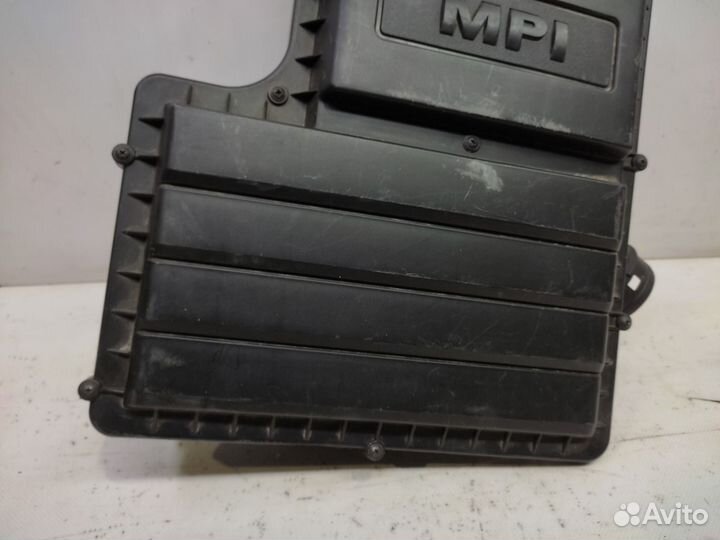 Корпус воздушного фильтра Volkswagen Polo MK5