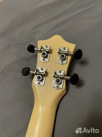 Укулеле flight