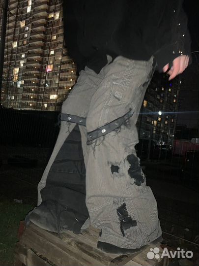 Джинсы клеш дизайнерские