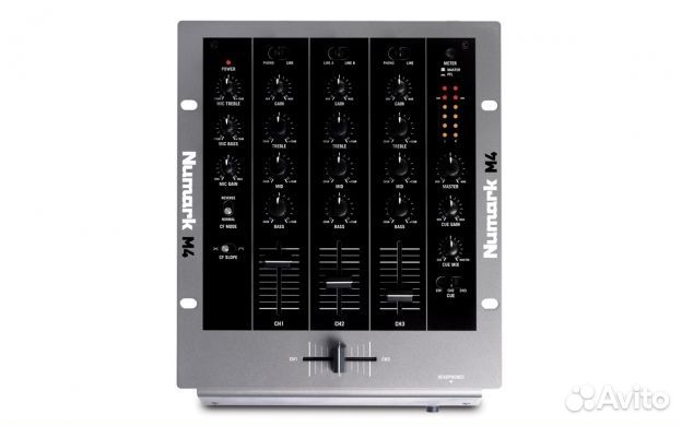 Микшер Numark M4