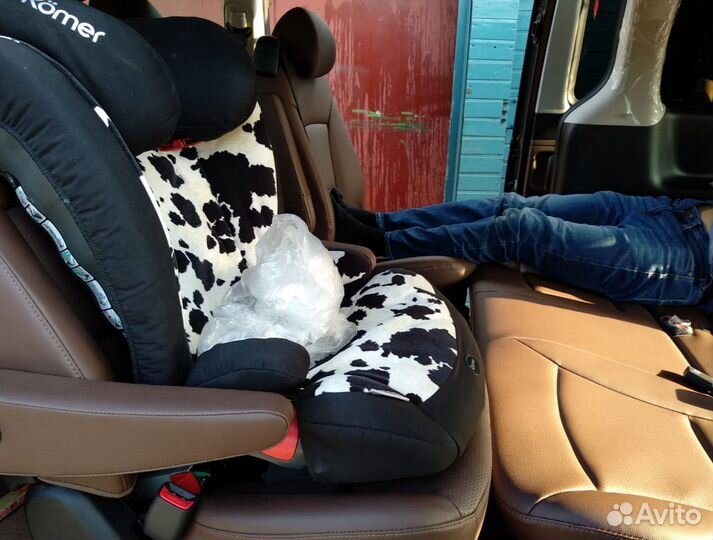 Поворотное сиденье Гранд Старекс Урбан