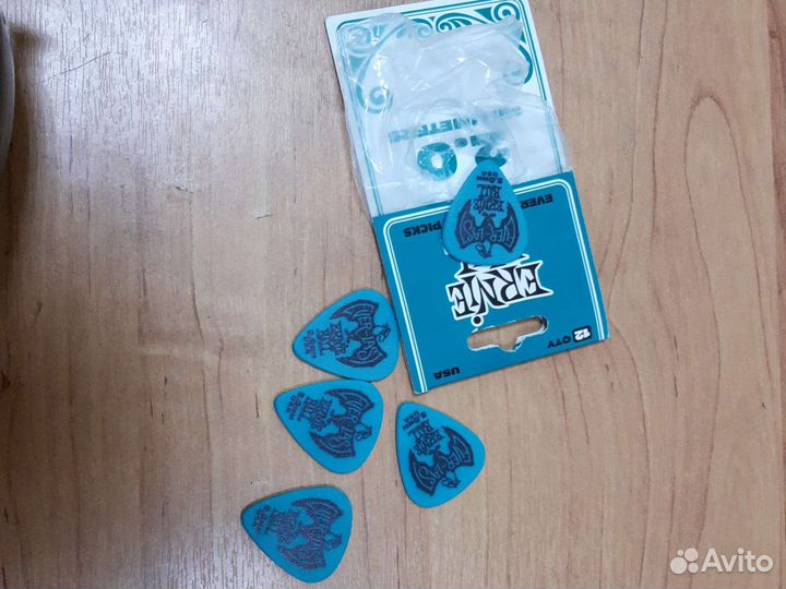 Медиаторы Ernie Ball Everlast 2 мм
