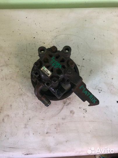 Насос гидроусилителя Toyota Matrix 1ZZ-FE 2003Г.в