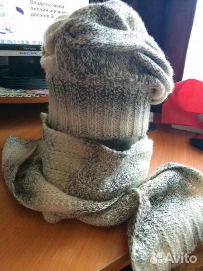 Шапка с шарфом