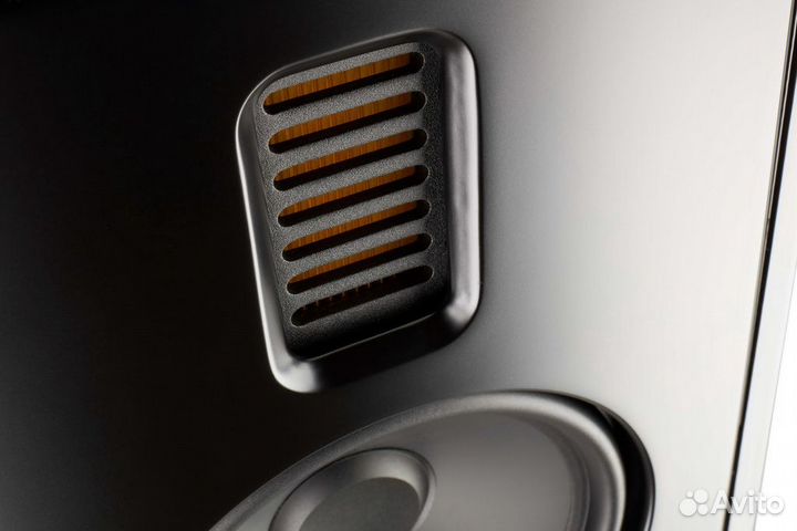 Martin Logan Motion 15i цвет на выбор