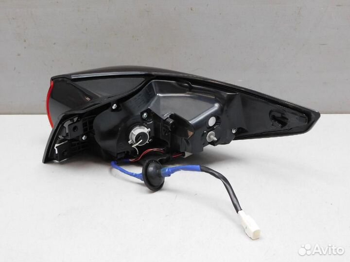 Фонарь задний наружный левый Mazda CX-5