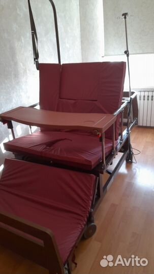 Медицинская кровать для лежачих больных