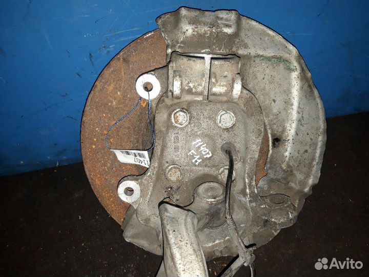 Поворотный кулак передний левый Bmw 5 E60