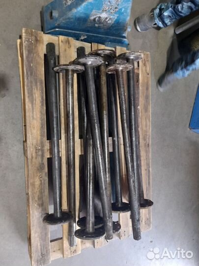 Продаю полуоси на ЗИЛ бычок подходят на вилы куна