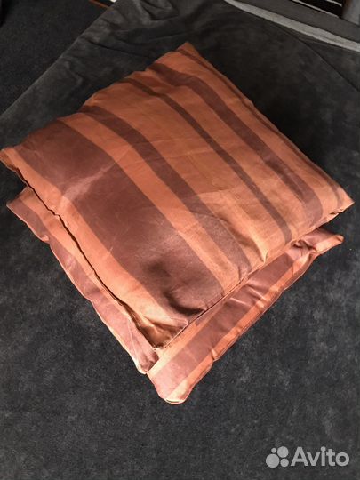 Подушки 40х40 синтепон отл сост, 3 шт, цена за все