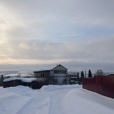 Коттедж 190 м² на участке 15 сот.