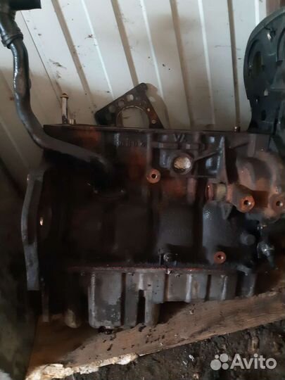 Блок opel astra 2003г Z16XE